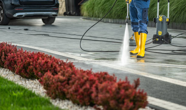 Why Choose Our Certified Pressure Washing Experts for Your Project Needs in Amboy, WA?